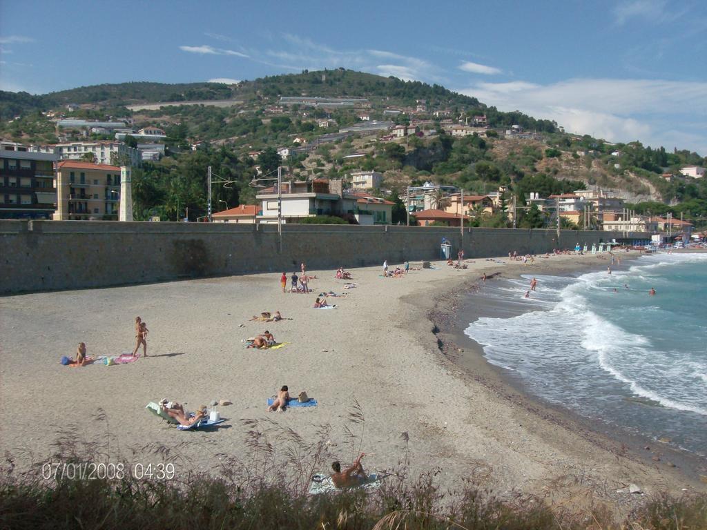 Residence Dei Fiori Bordighera Exterior photo