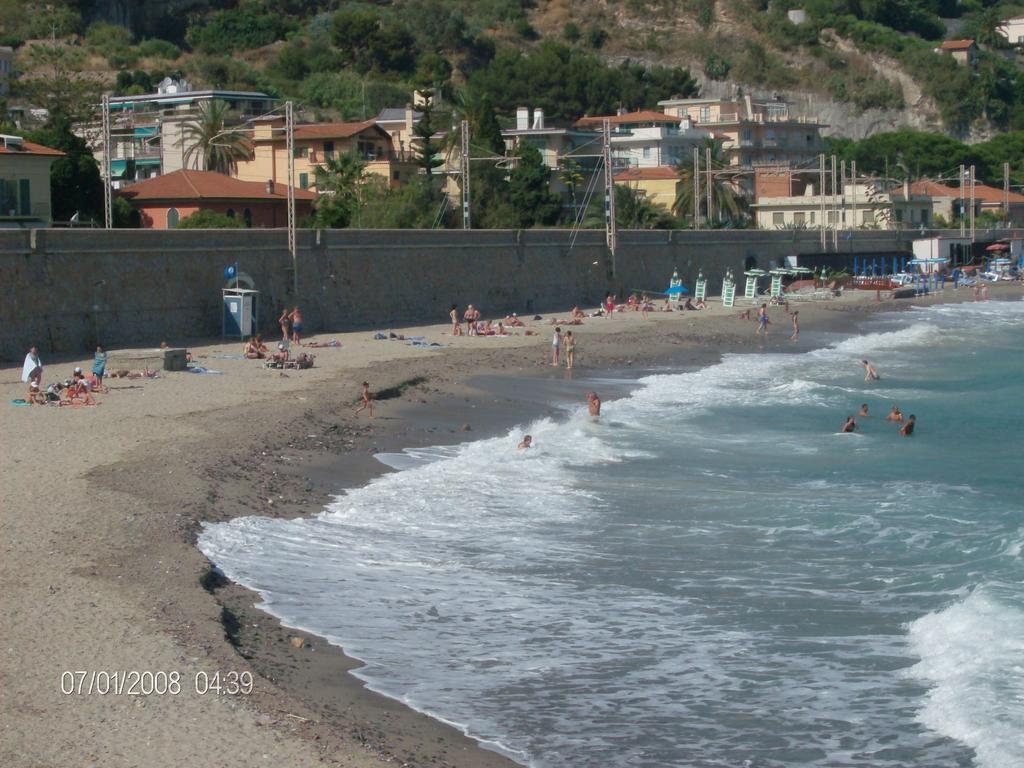 Residence Dei Fiori Bordighera Exterior photo